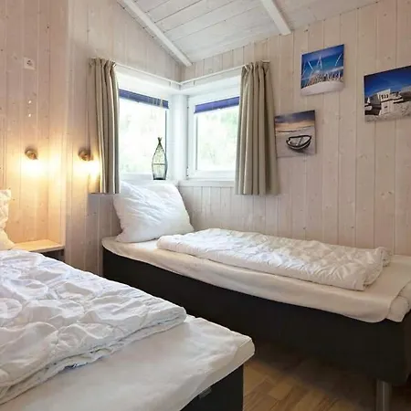 بيت للعطل Matrosenhus - Strandpark 40 *
