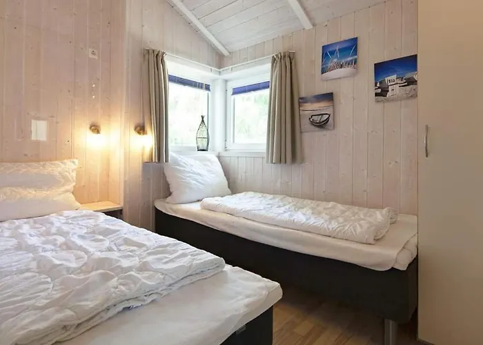 Semesterbostad Matrosenhus - Strandpark 40 *